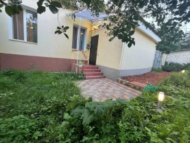 Продам 1/2 будинка Холодна гора