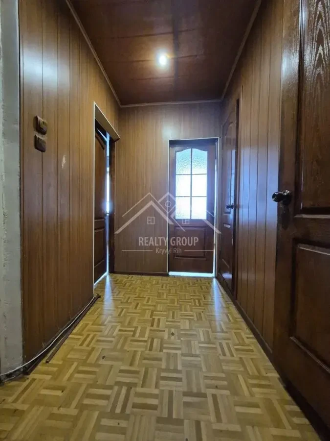 Продаж теплої та просторої 4к квартира у Довгинцівському районі. 4