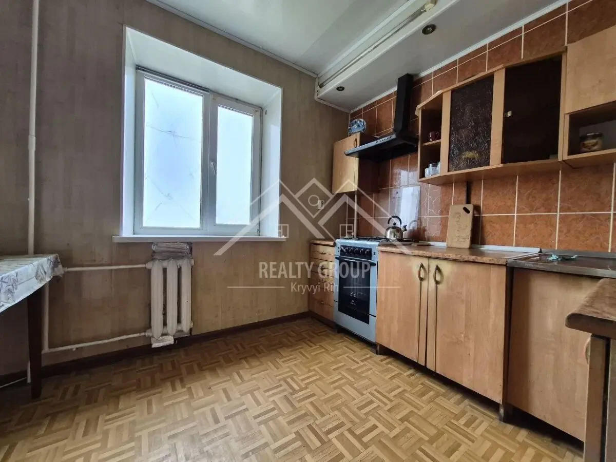 Продаж теплої та просторої 4к квартира у Довгинцівському районі. 3