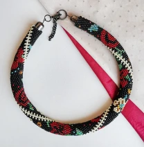 Прикраса із бісеру кольє-джгут Квітка ночі