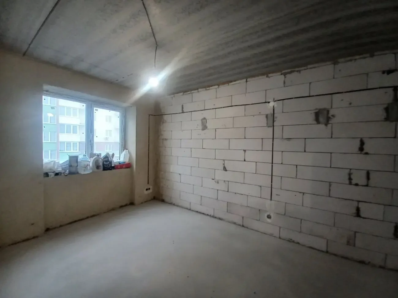 Продається 1-кімнатна квартира (новобудова) 4