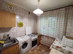 1-кв. этаж 2/5, пр Тракторостр / Валентиновская