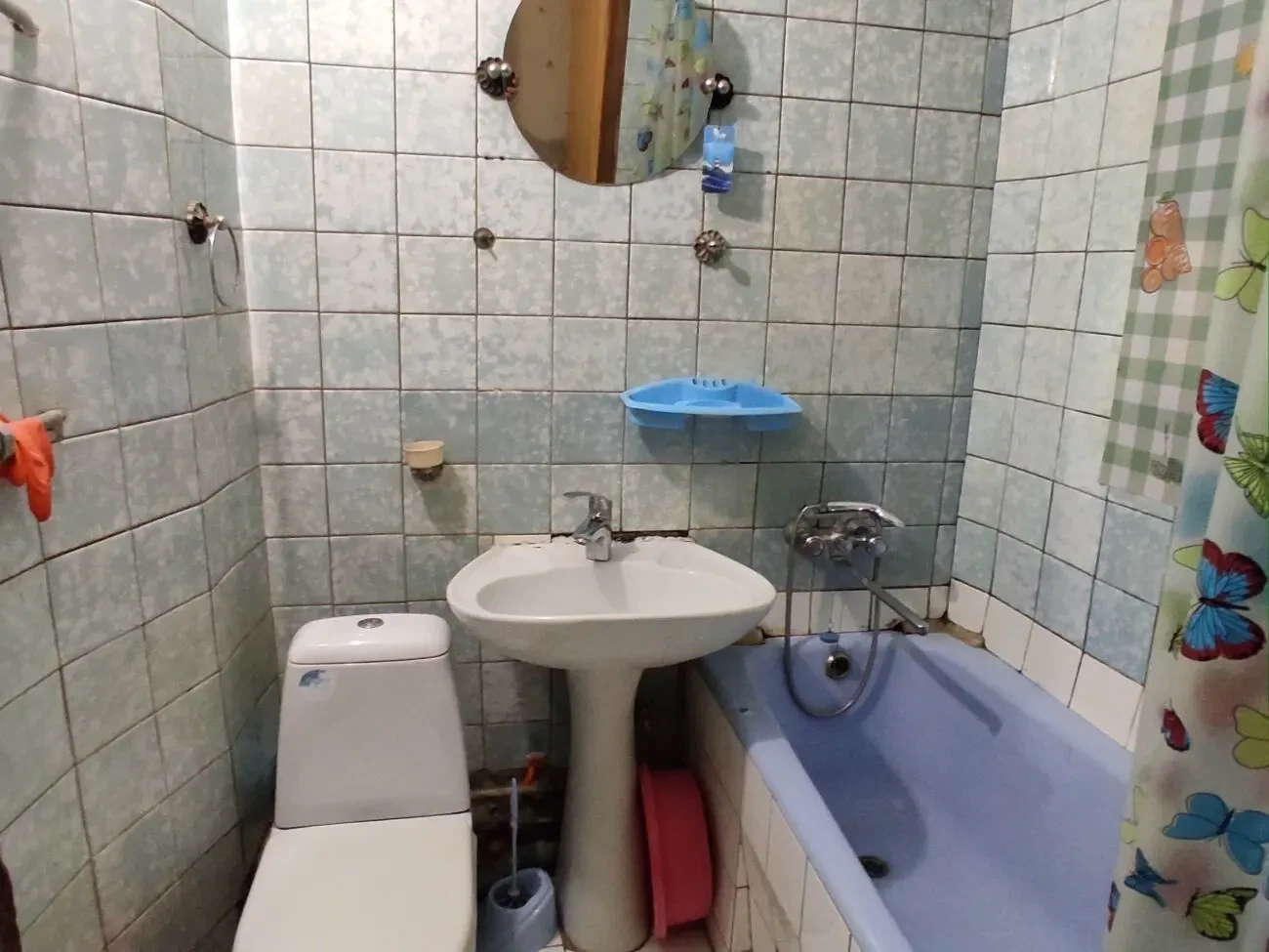 Сдам 1-кв. этаж- 2/5 Просп. Тракторостр/ Валентиновская 5