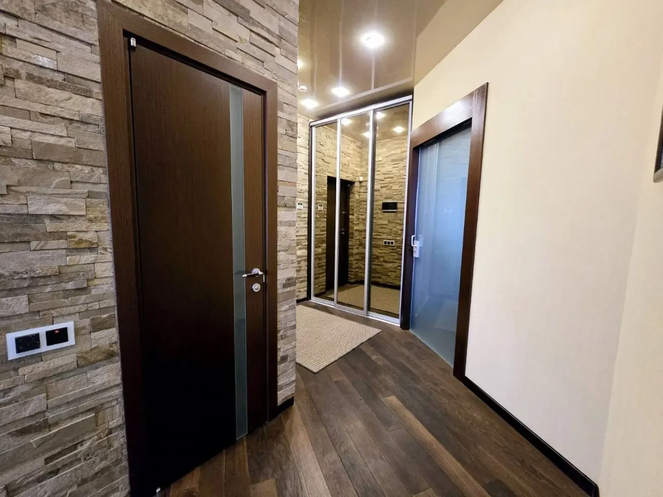 Здам 2 кім/кв Центр Менора Нірінберга 9