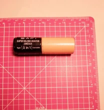 Тональный корректор светлый аппликатор стик дорожный формат