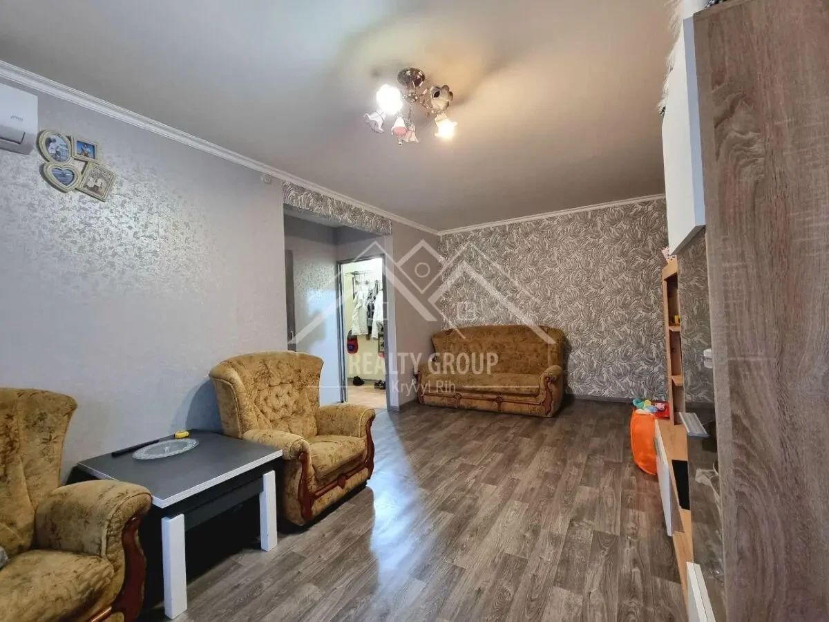 Продаж 3к квартири на Соцмісті 3