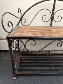 Кованая банкетка.