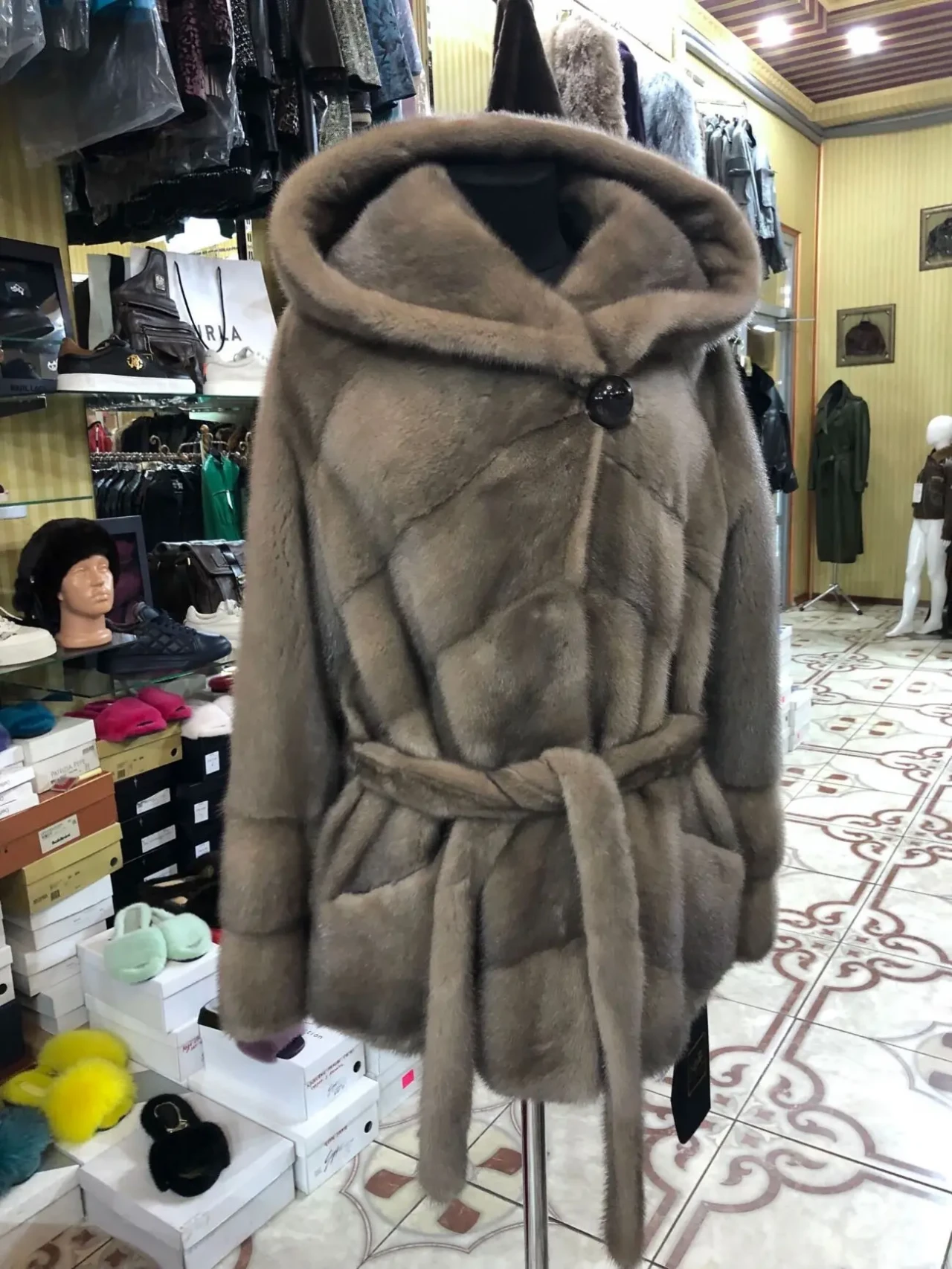 Норкові шуби Греція 3