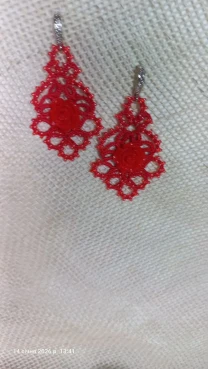 Сережки мереживні червоні. Фріволіте анкарс