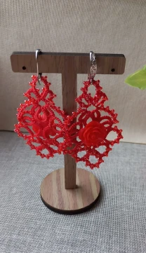 Сережки мереживні червоні. Фріволіте анкарс