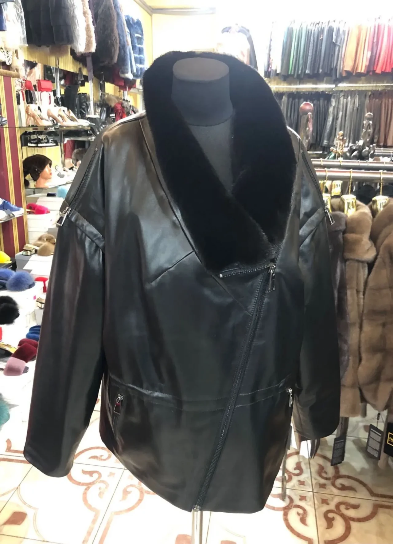 Куртка шкіряна утеплена,комір норка 3