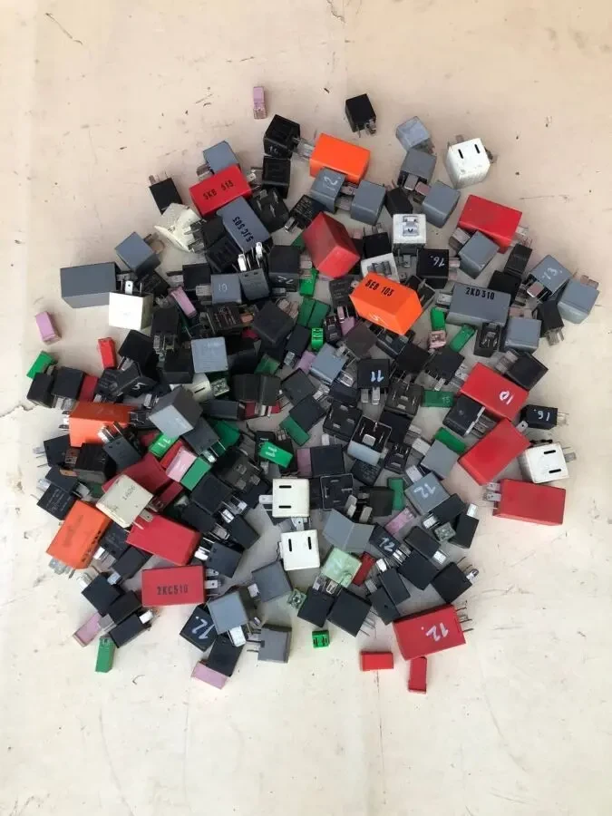 Датчик реле Форд Транзит.