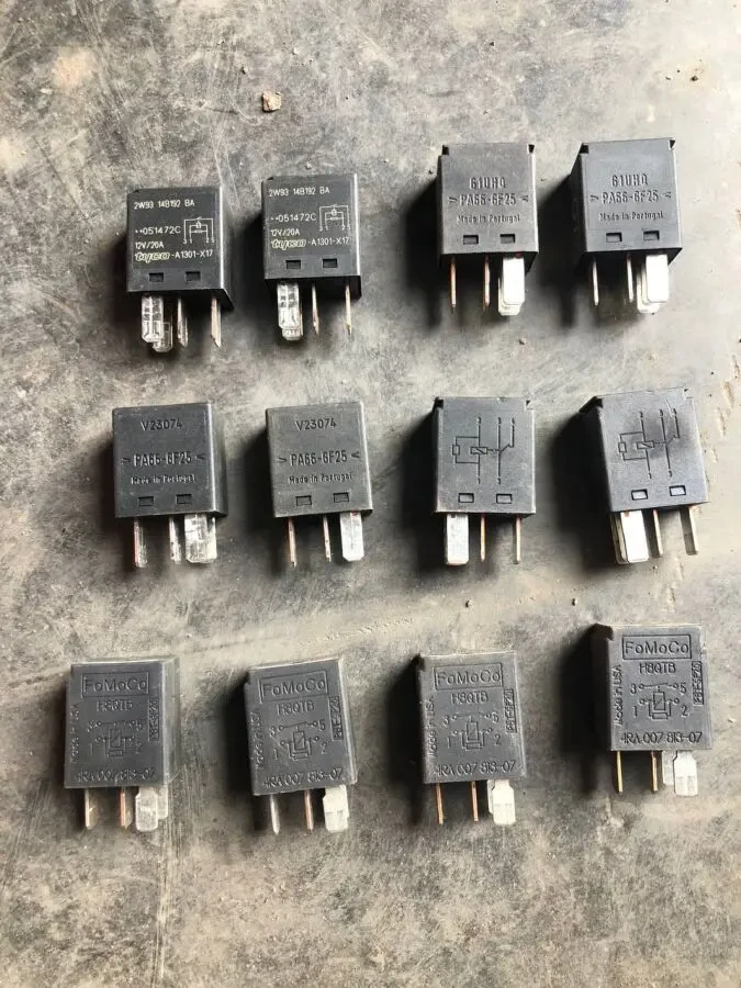 Датчик реле Форд Транзит. 5