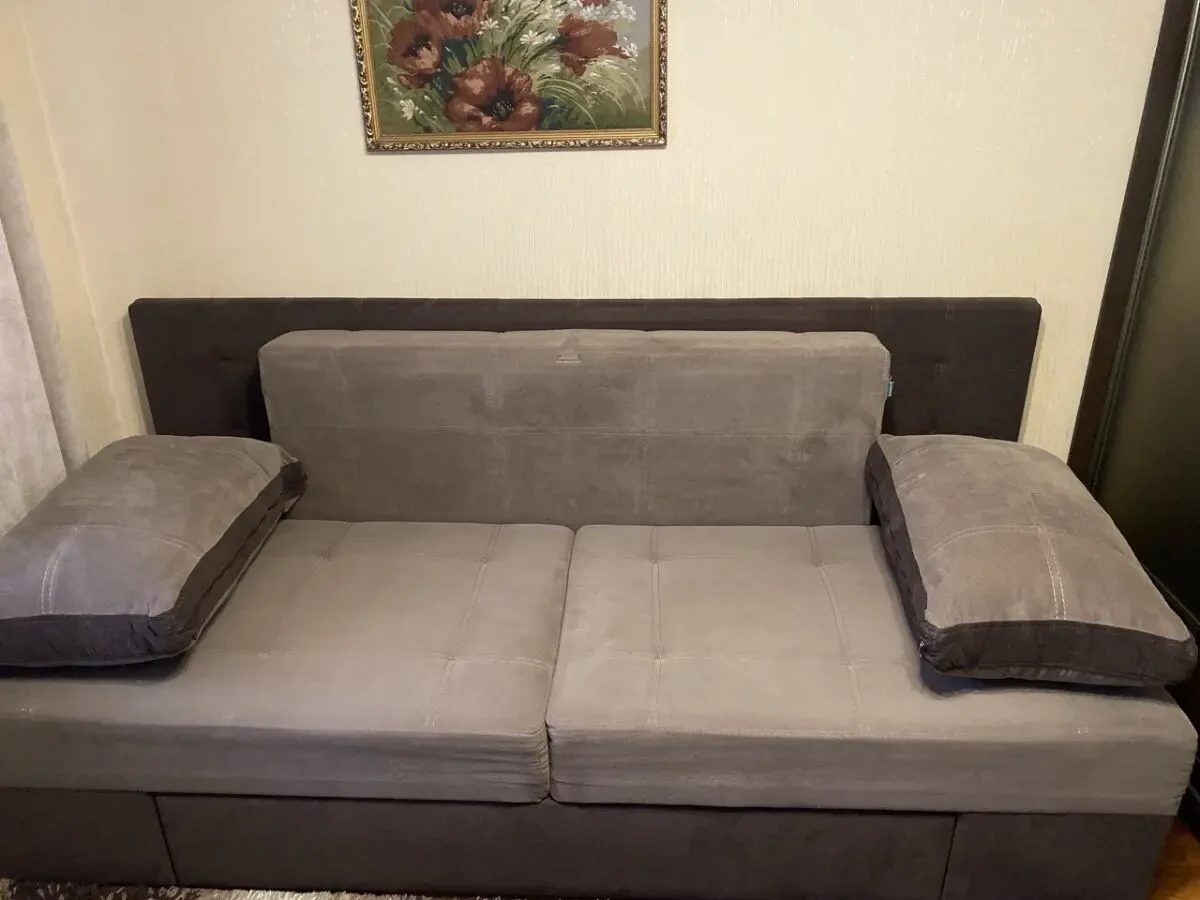 Продаєм диван