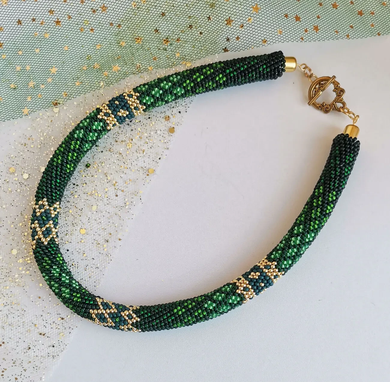 Прикраса із бісеру джгут-кольє Смарагдові чари 5