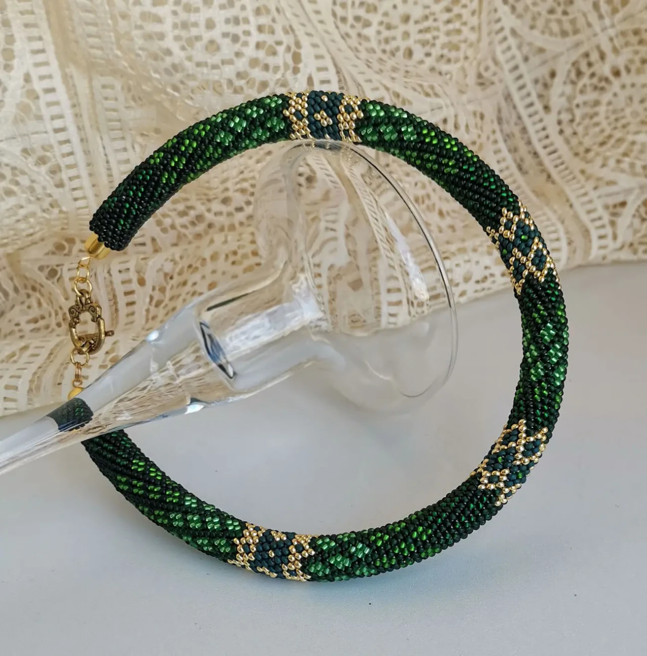 Прикраса із бісеру джгут-кольє Смарагдові чари 9
