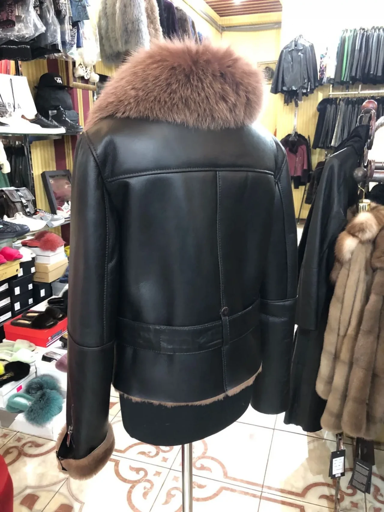 Парка з хутром чорнобурки,капюшон 4