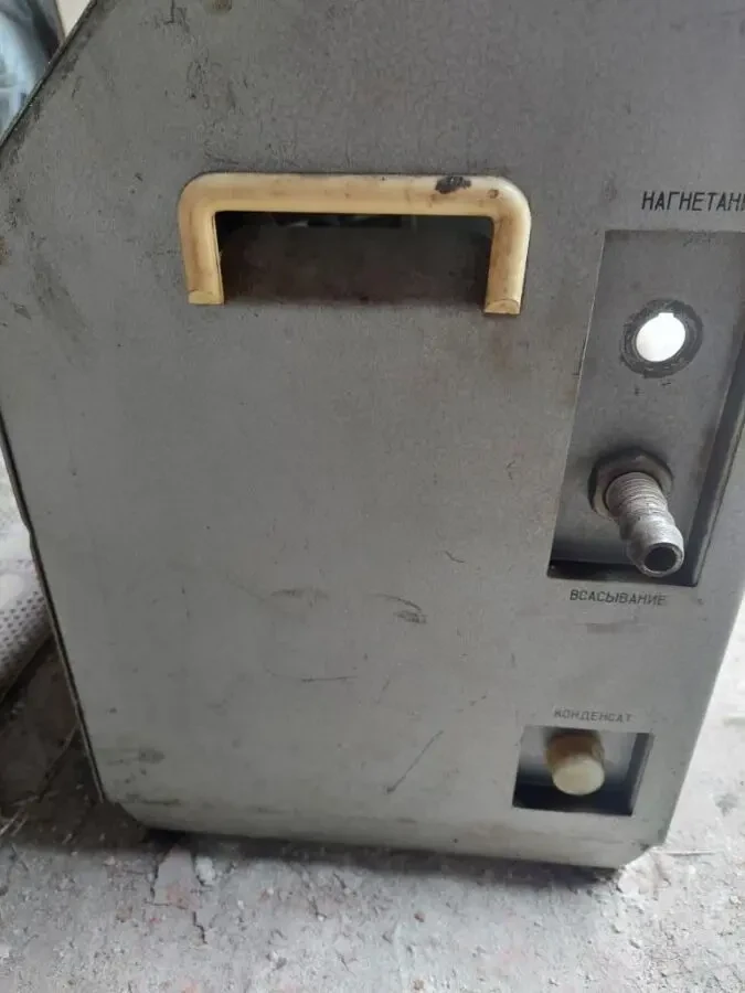 Установка компресорна (компресор) УК 40-2М 4