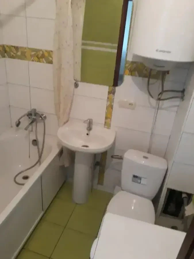 Здам 1к на Лівому березі Дніпра 2