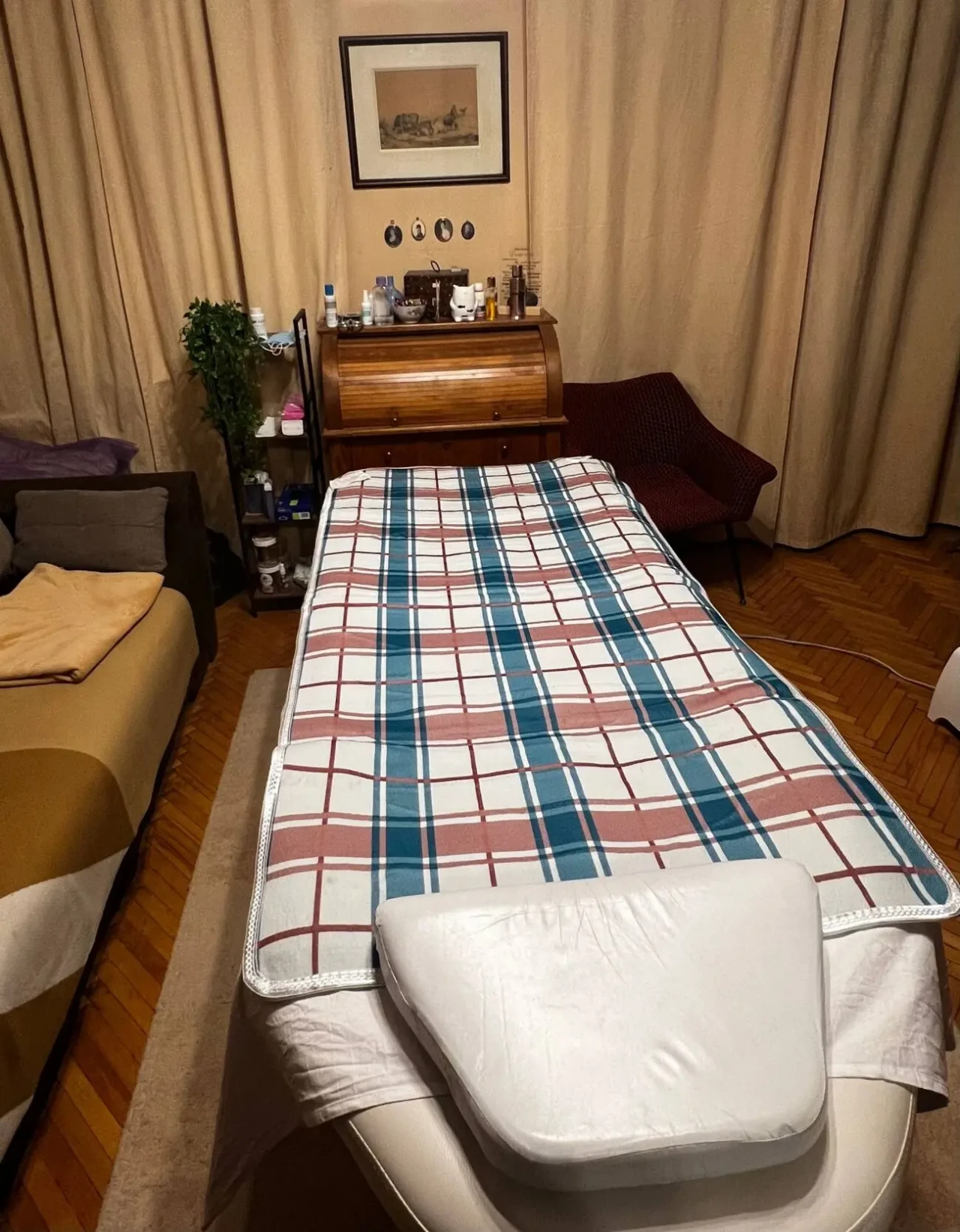 Шугаринг й Віск в центрі Київ(Площа Українских Героїв/Театральна) 2