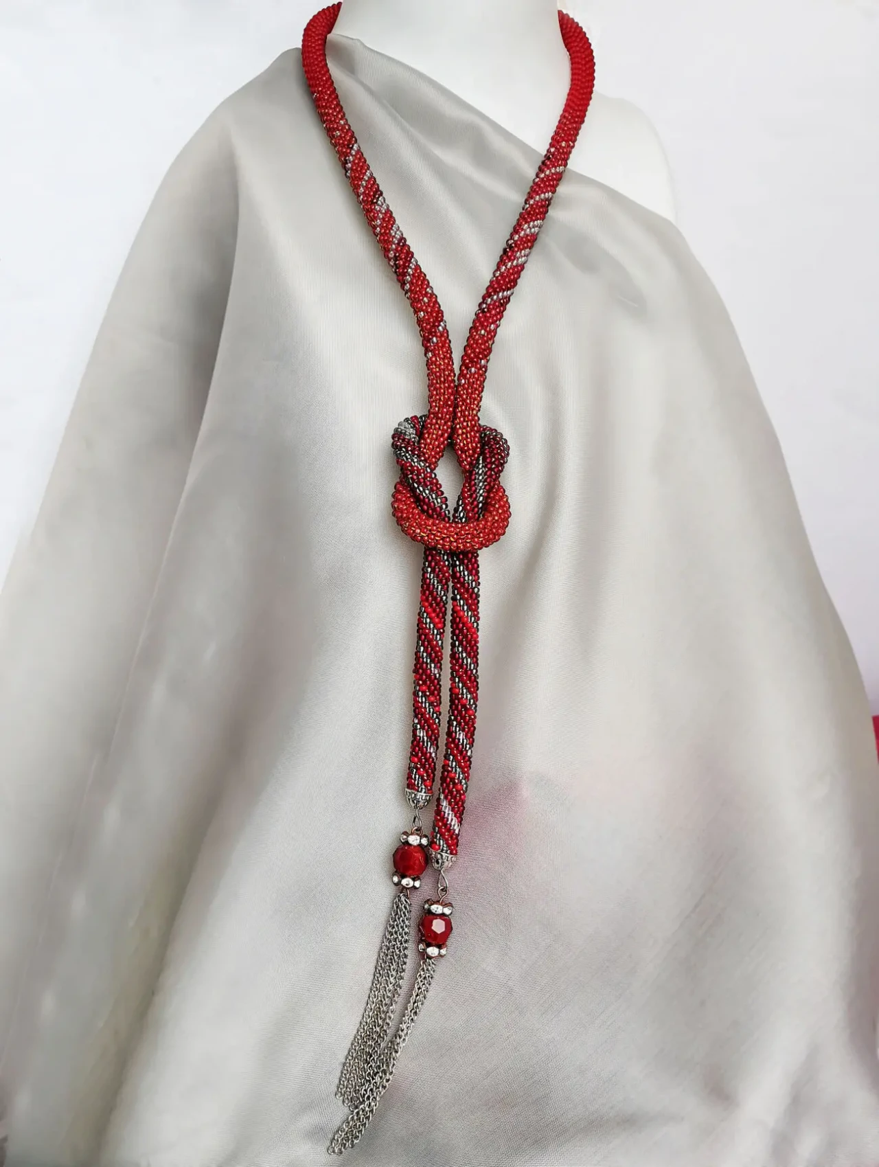 Прикраса із бісеру кольє-джгут Глянець 3