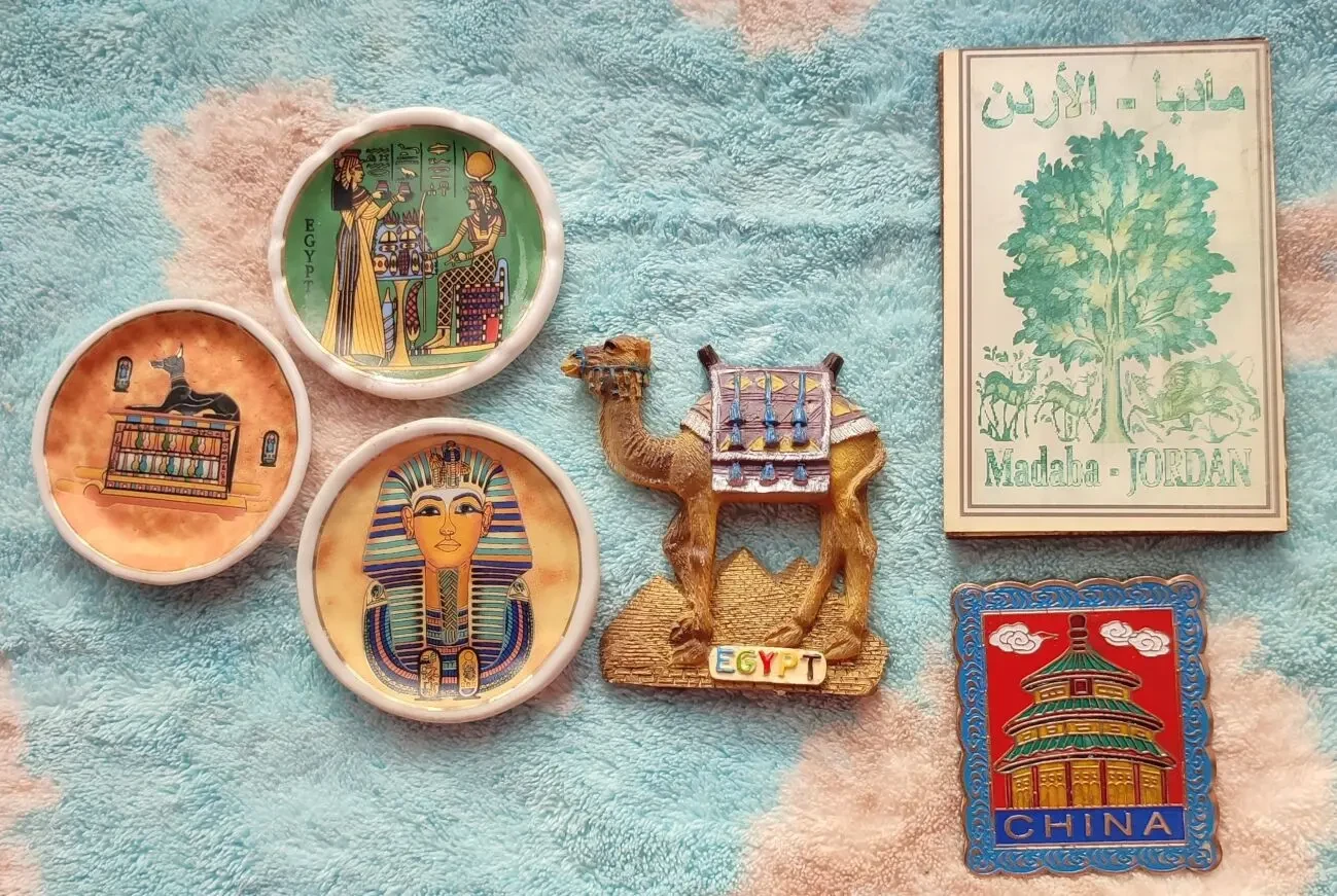 Магніти на холодильник 4