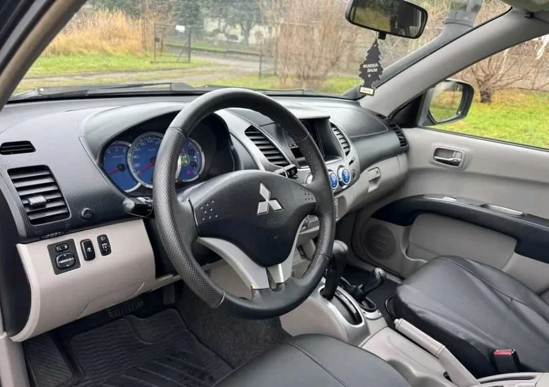 продам Mitsubishi L200 для ЗСУ 10