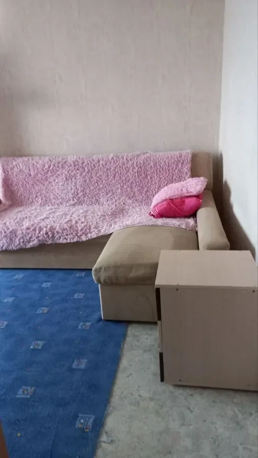 Сдам 2-х. к. квартиру возле метро Героев Труда 3