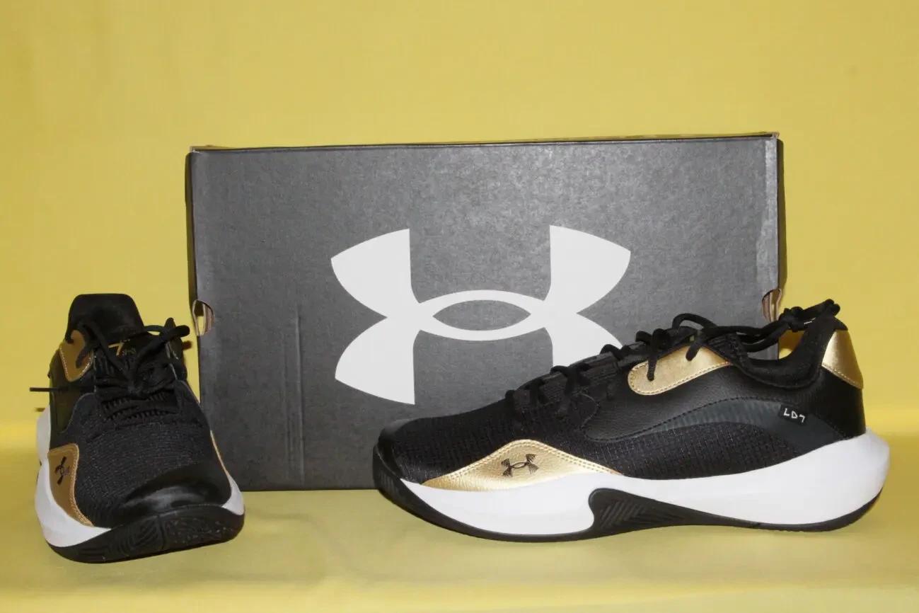 Кроссовки мужские Under Armour, размер 48 2