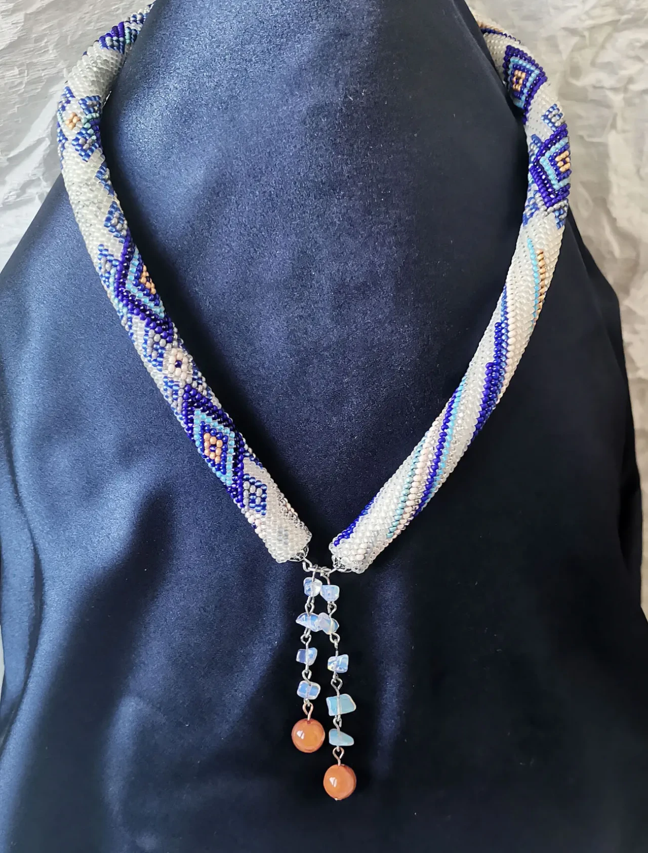 Прикраса із бісеру кольє-джгут Зоряне сяйво 3