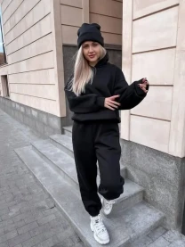 Костюм-трійка на флісі чорний худі, джогери, шапка