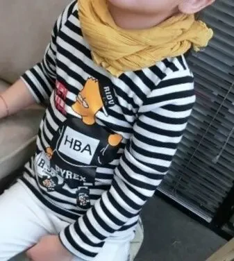 Кофта з зображенням Сімпсона