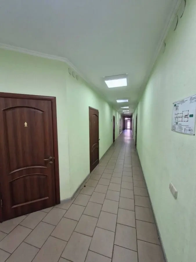 Продаж окремо розташованої будівлі, 1500 м.кв. 7