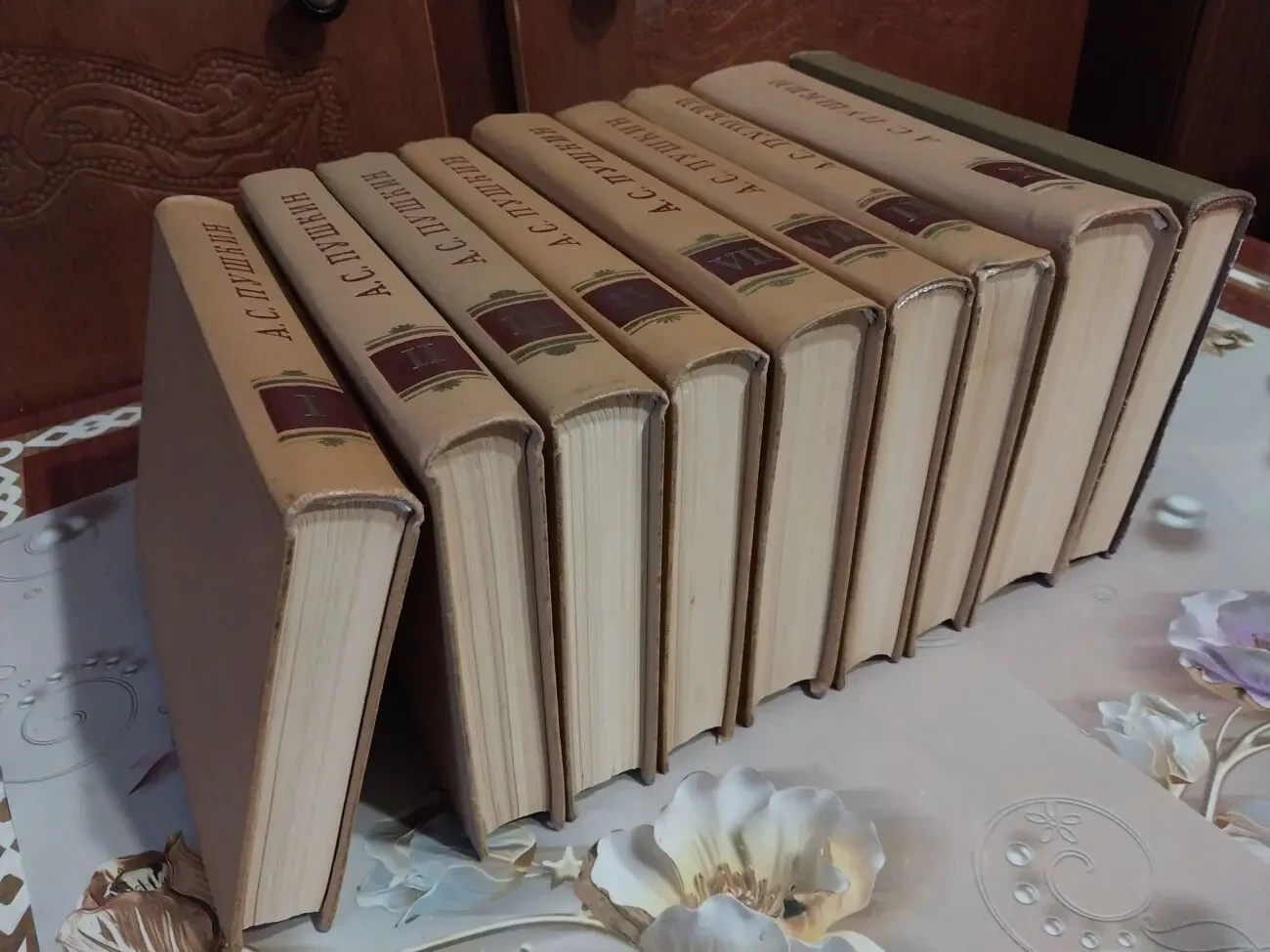 Книги Собрание сочинений Пушкин а.с. 1-4, 7-10 тома 1977-1979 год изд. 2