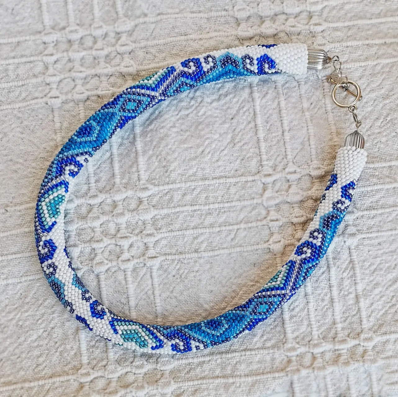 Прикраса із бісеру кольє-джгут Романс 3