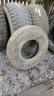 8,25-15 (215-381) И-83  новое, СССР