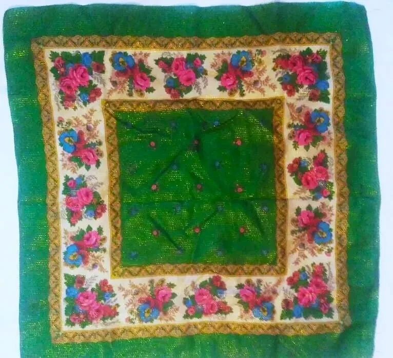 Новый платок хустка в национальном стиле с золотым люрексом 7