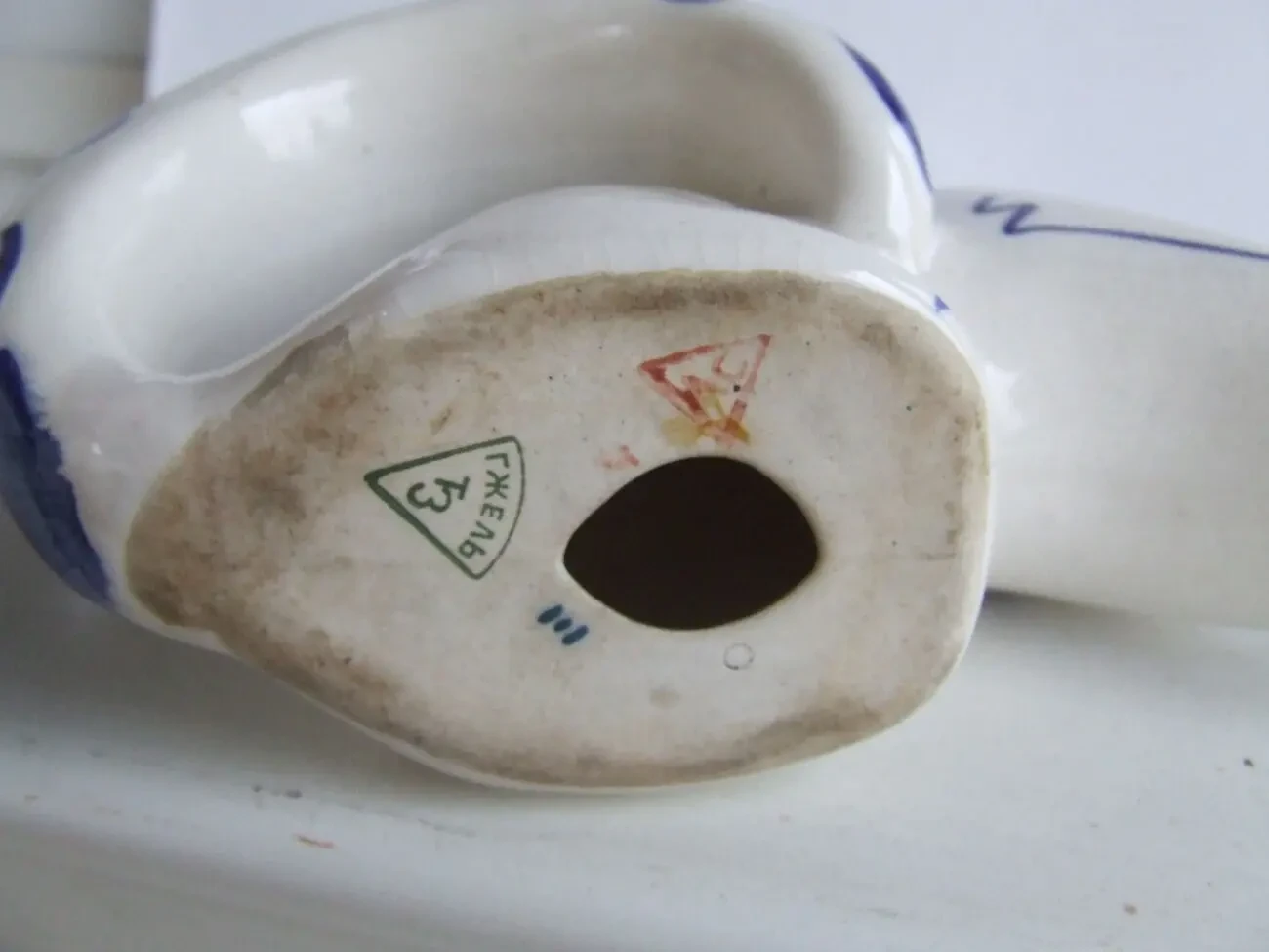 Гжель Білочка Бесарабова раз.16 х 13 см. 1960 р. ссср. 7