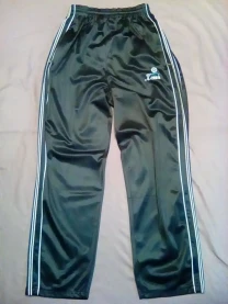 Спортивные штаны