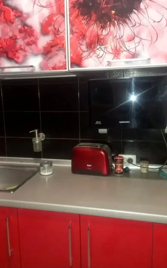 Шукаєте купити 1ккв велику біля метро і з ремонтом 4