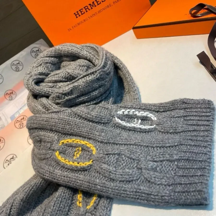 Шарф Hermess 4