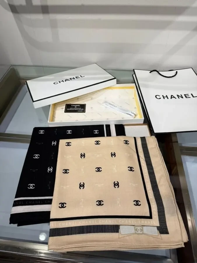 Хустинка Chanell 2