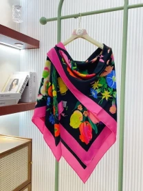 Хустинка Guci