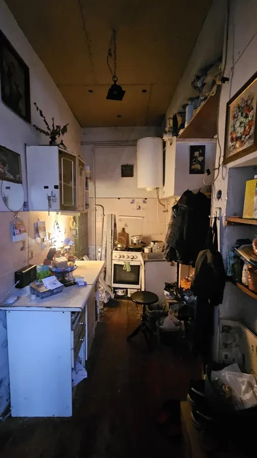 Продаж 1-к.кв-ри під комерцію або житло по вул. Одеській. Привокзальна 9