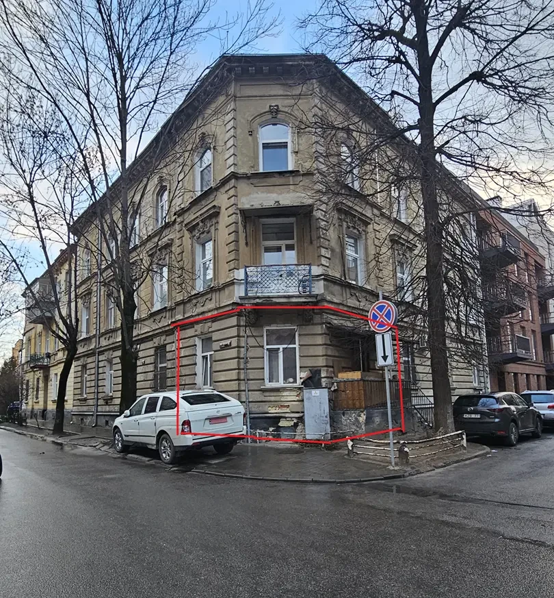 Продаж 1-к.кв-ри під комерцію або житло по вул. Одеській. Привокзальна 2