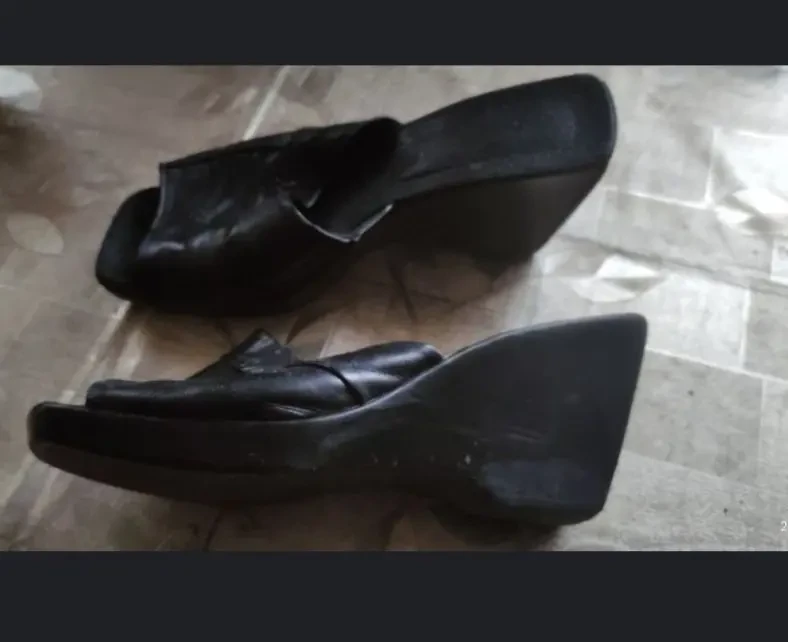 Жіноче взуття з натуральної шкіри 3