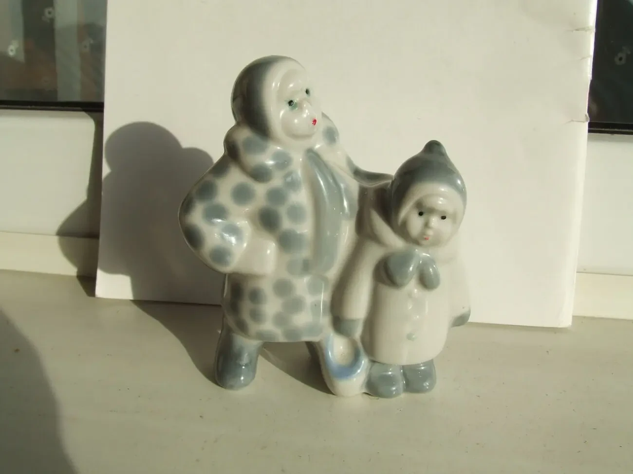 Статуетка зимній дворик діти сестрички ссср 1970 рр. роз 12х11 см. по