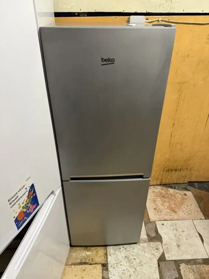 Холодильник Беко гарний стан