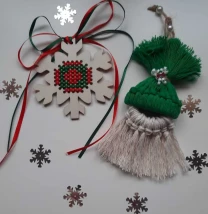 Майстер-клас - ялинкові прикраси. Вишивання, макраме.