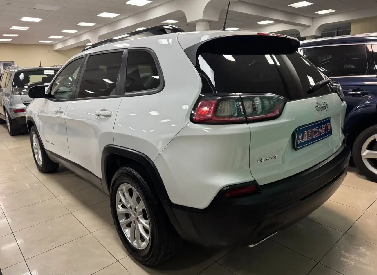 Jeep Cherokee V 4WD 2.0i 16V 9АКПП 2022 р.в. (272 к.с.) 2